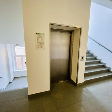 Ferienwohnung Berringer, Anker, direkt an der Promenade Rostock Exterior foto